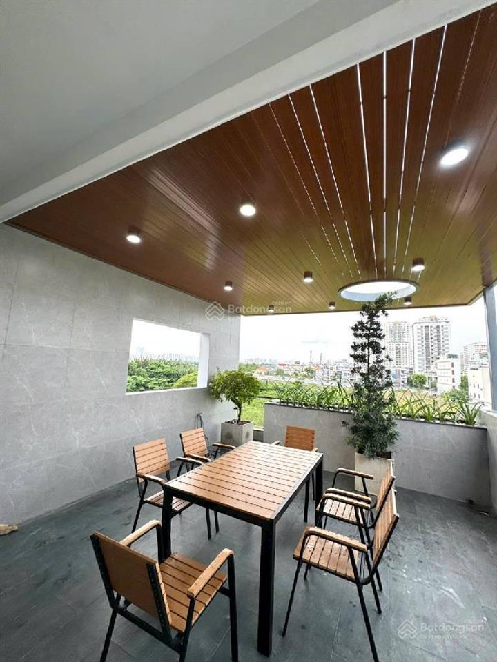 Rẻ 2 tỷ, bán nhà mặt tiền 4 tầng kdc intresco giáp bến xe quận 8 ngang 5m tặng nội thất ở ngay