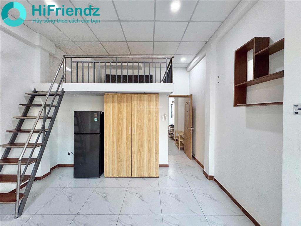 Duplex có ban công thoáng mát  không giới hạn người ở
