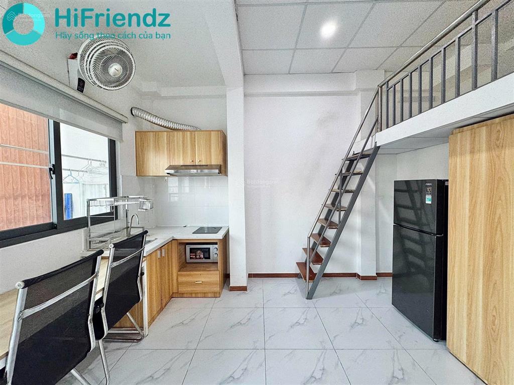 Duplex có ban công thoáng mát  không giới hạn người ở