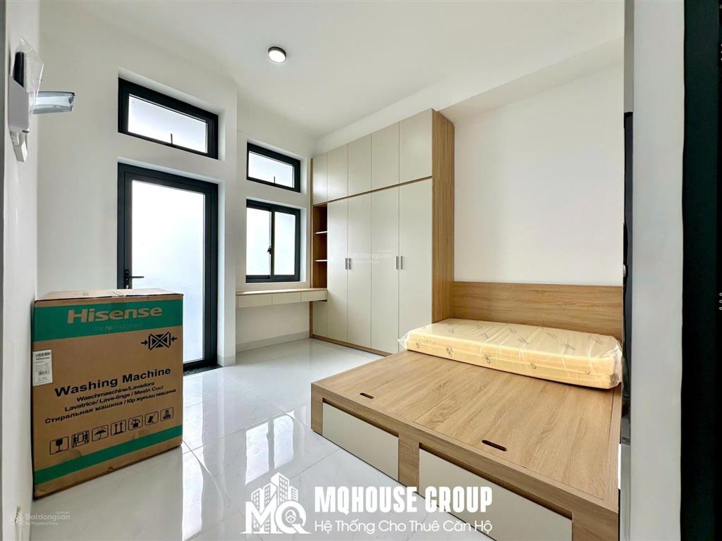 Studio ban công mới xây gần đại học văn lang