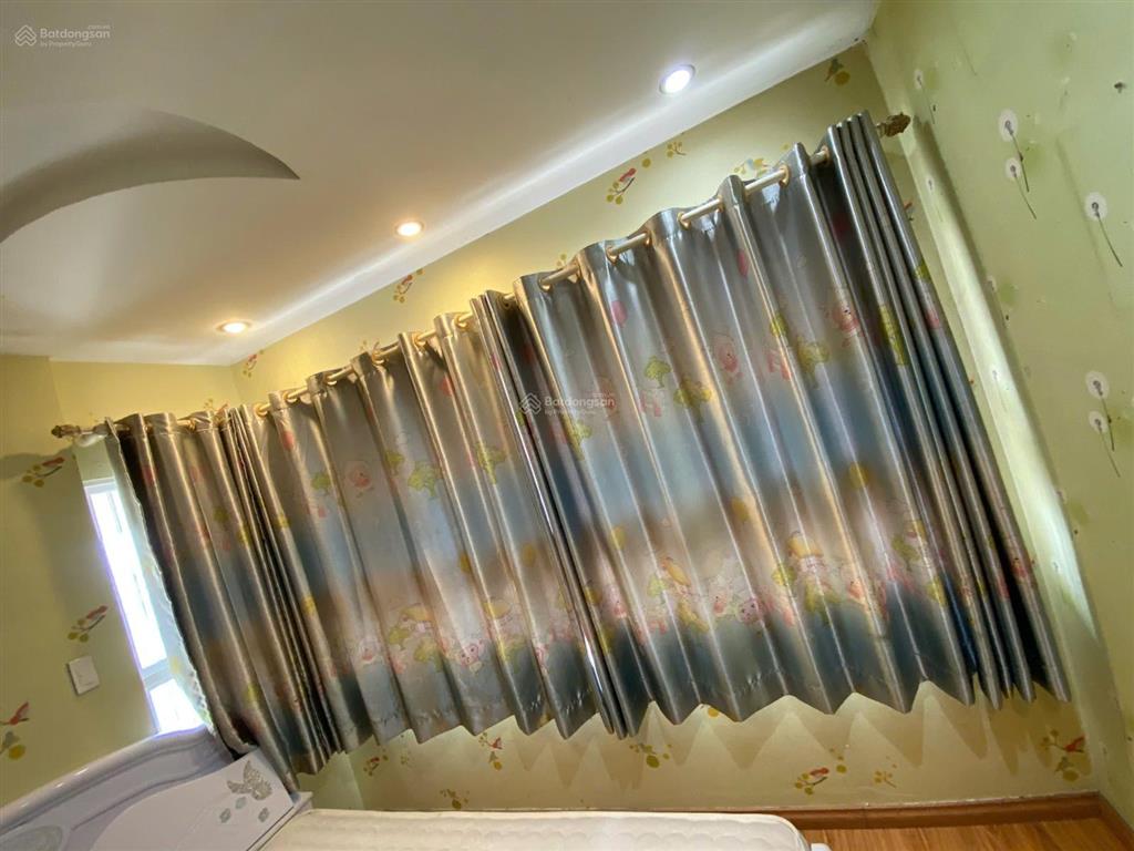 Căn hộ 3 phòng ngủ , 2wc , căn góc nên bếp nấu và các phòng đều giáp ánh sáng & gió trời