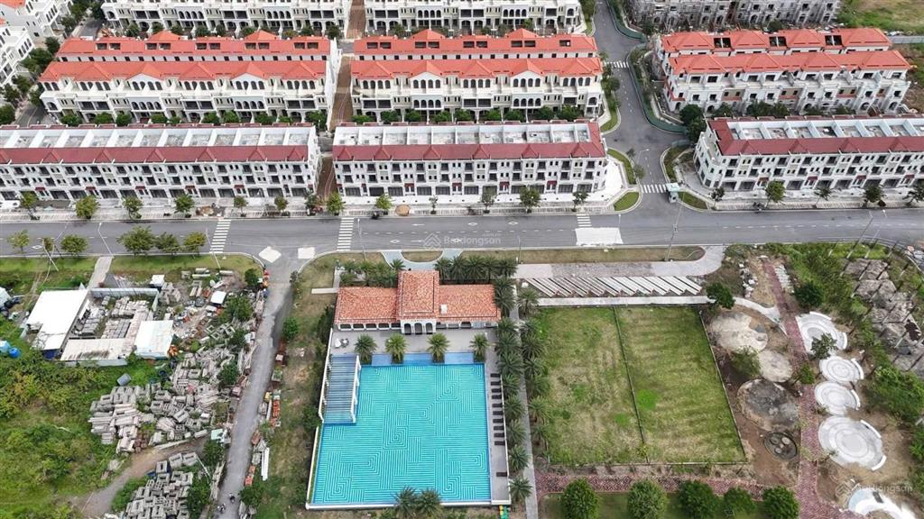 Giá siêu tốt tại aqua city, bán gấp thu hồi vốn, anh chị quan tâm nhắn em thương lượng chính chủ