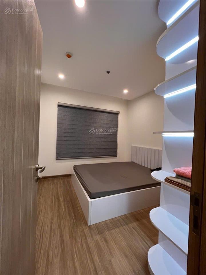 Chính chủ bán 3pn vinhomes giá chỉ 3tỷ750 view sông