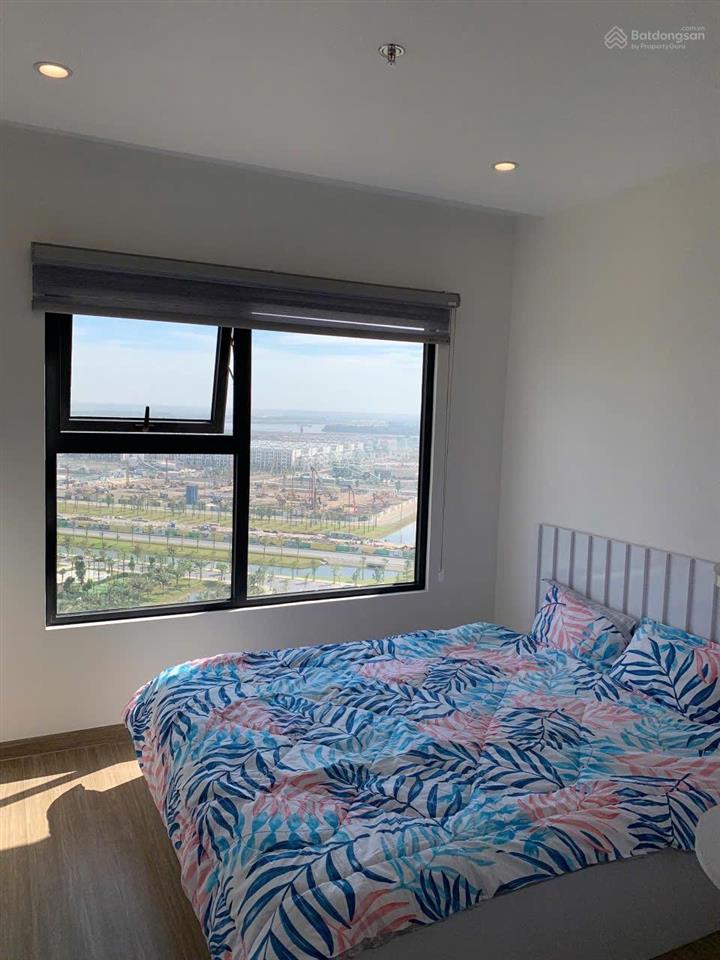 Chính chủ bán 3pn vinhomes giá chỉ 3tỷ750 view sông