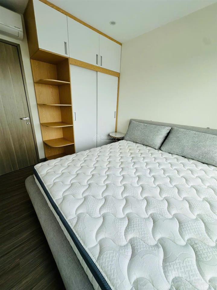Cho thuê căn góc view sông 2pn+ full nội thất giá 9tr vinhomes