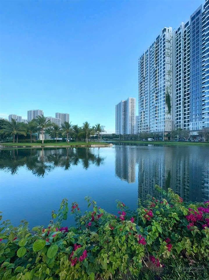 Cho thuê căn góc 3pn view sông full nội thất giá 10 triệu vinhomes