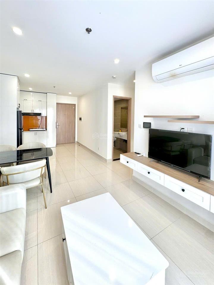 Cho thuê căn góc 3pn view sông full nội thất giá 10 triệu vinhomes