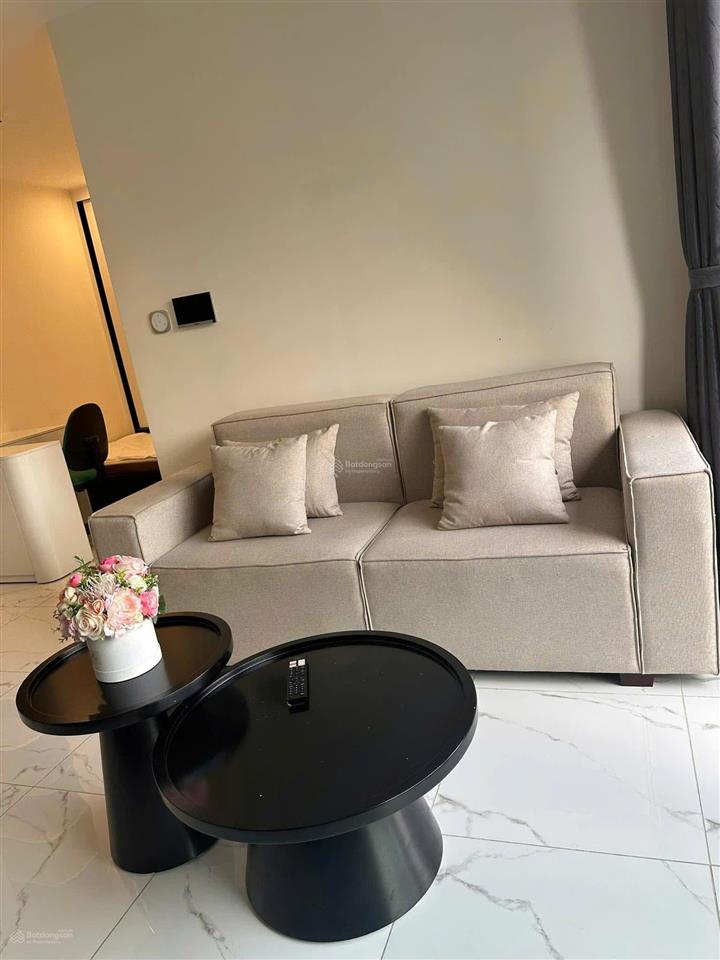 Cho thuê căn 1pn+ tòa bs7 cạnh vincom và trạm vinbus full nội thất