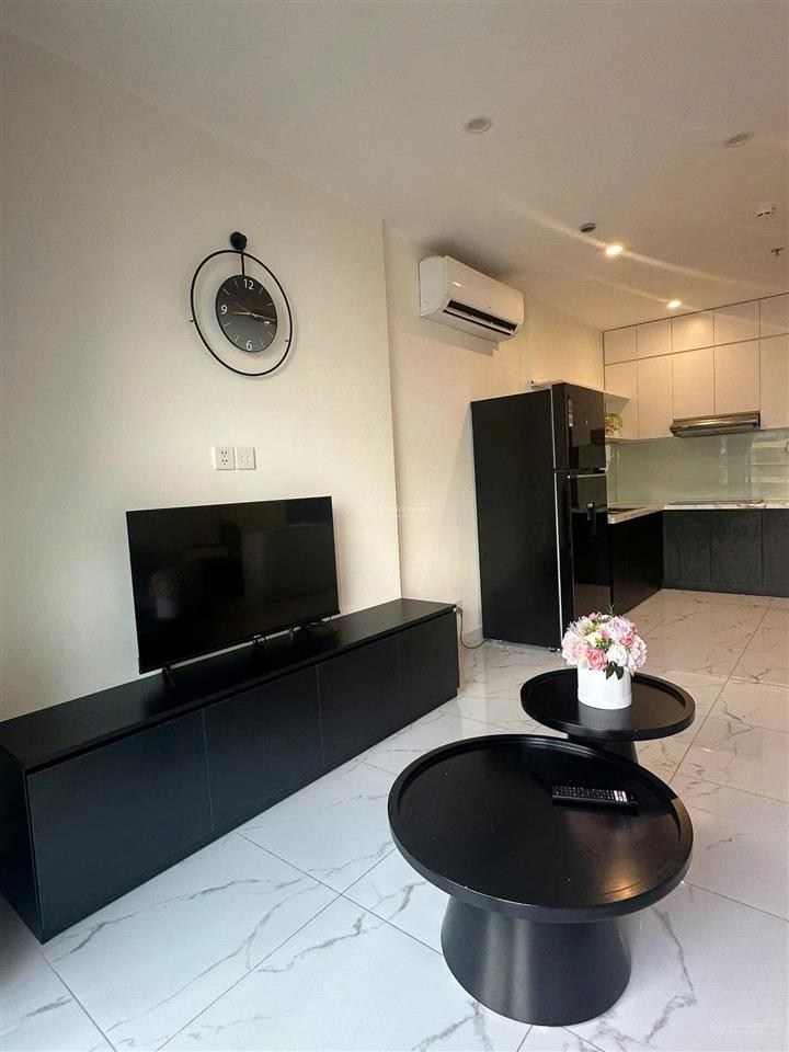 Cho thuê căn 1pn+ tòa bs7 cạnh vincom và trạm vinbus full nội thất