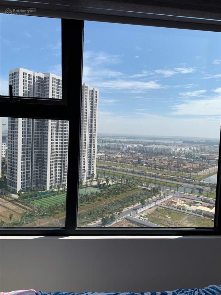 Giảm giá bán nhanh 3pn view sông full nội thất vinhomes giá 3 tỷ 650