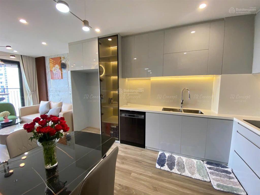 Chuyên cho thuê căn hộ vinhomes grand park giá tốt, view sông đẹp 1pn2pn3pn 0937 916 ***