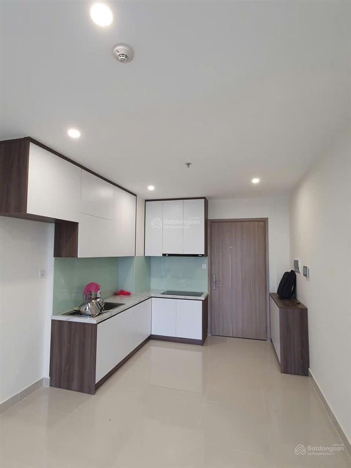 Bán nhanh 3pn vinhomes giá rẻ chỉ 3,6 tỷ full nội thất.  0937 916 ***