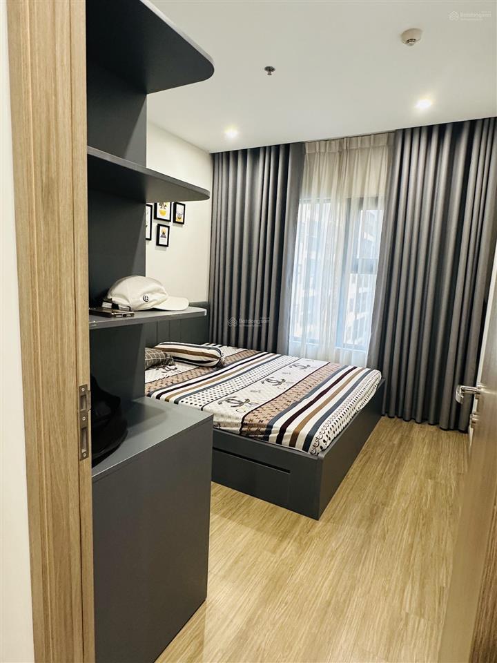 Bán 1pn+ 47m2 full nội thất view công viên giá 2,290 tỷ vinhomes quận 9.  0937 916 ***