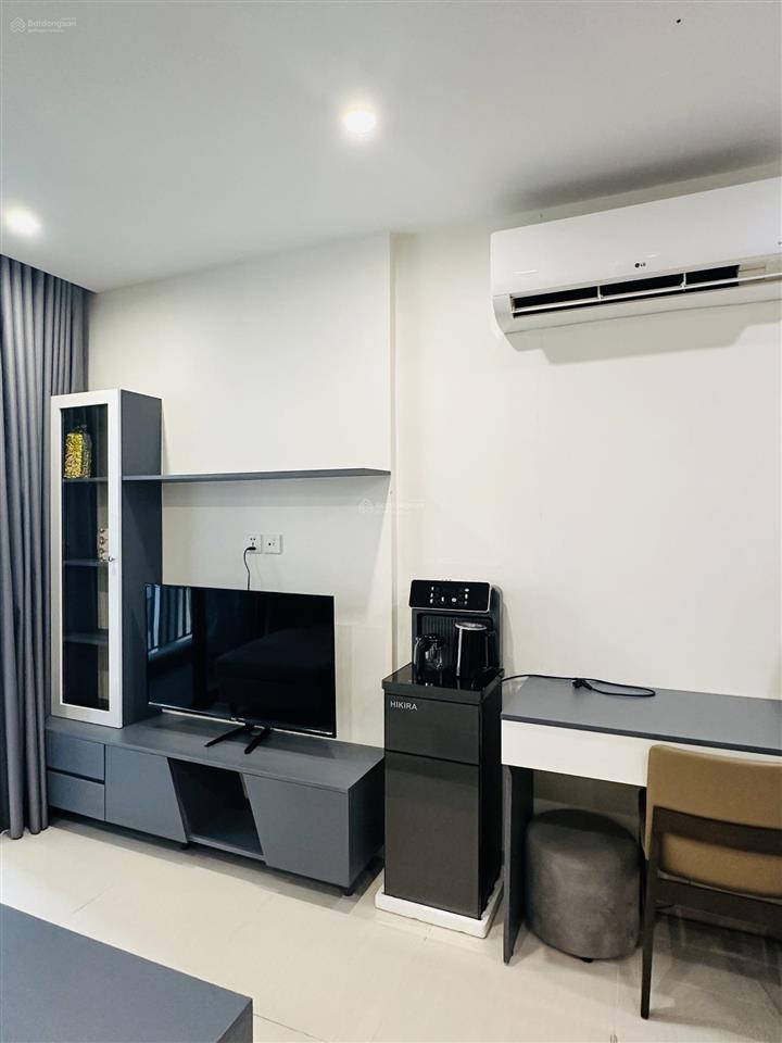 Bán 1pn+ 47m2 full nội thất view công viên giá 2,290 tỷ vinhomes quận 9.  0937 916 ***