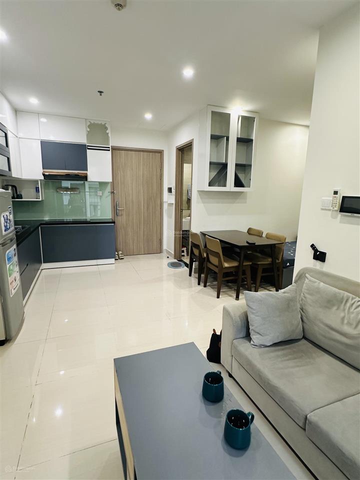 Bán 1pn+ 47m2 full nội thất view công viên giá 2,290 tỷ vinhomes quận 9.  0937 916 ***