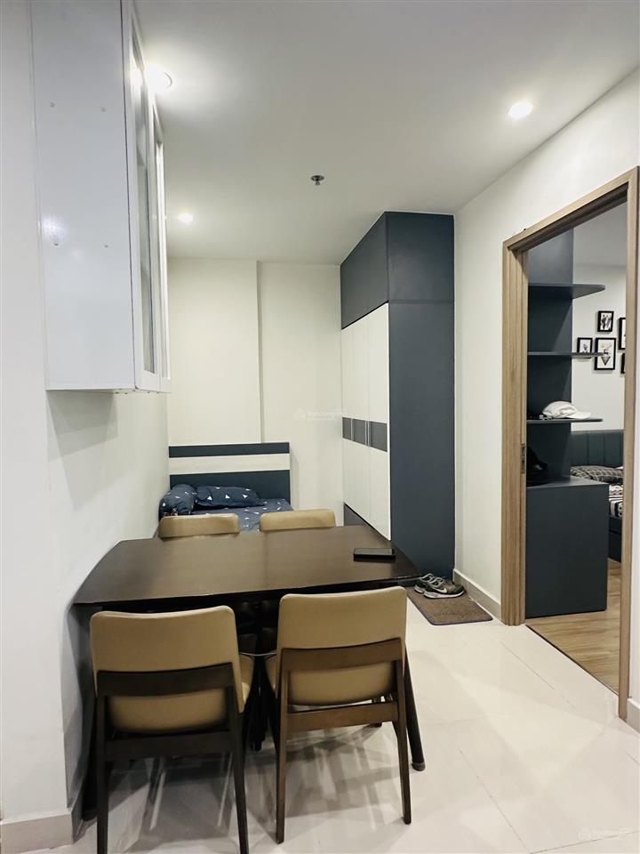 Bán 1pn+ 47m2 full nội thất view công viên giá 2,290 tỷ vinhomes quận 9.  0937 916 ***