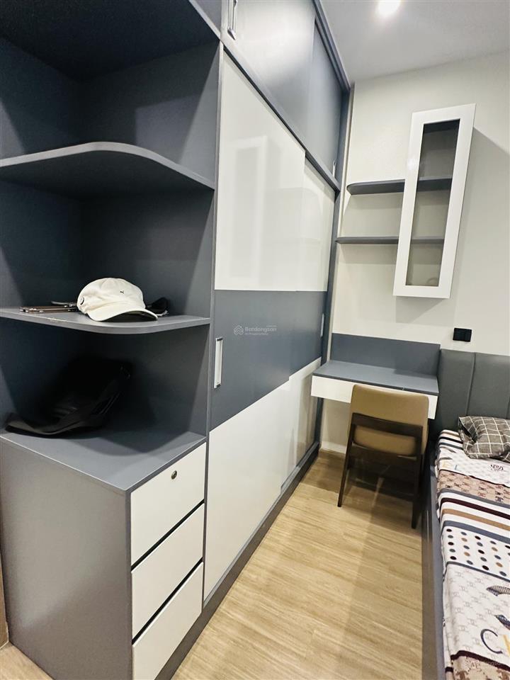 Bán 1pn+ 47m2 full nội thất view công viên giá 2,290 tỷ vinhomes quận 9.  0937 916 ***