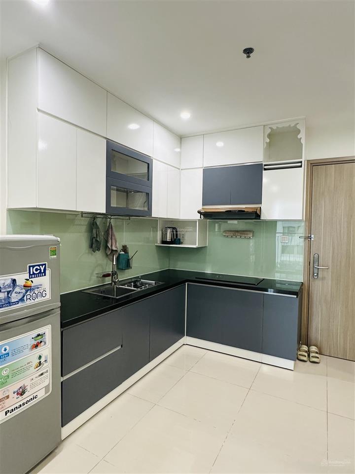 Bán 1pn+ 47m2 full nội thất view công viên giá 2,290 tỷ vinhomes quận 9.  0937 916 ***