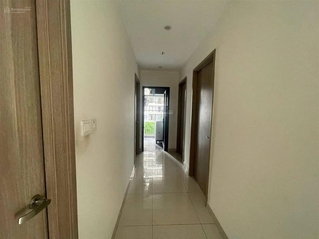 Cho thuê căn góc 3pn full nội thất vinhomes giá 10tr/tháng