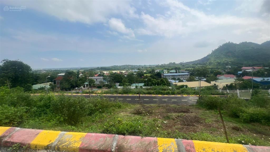 Chỉ hơn 3 tỷ view đẹp nhất nhì phú mãn 185m2, mặt tiền rộng gần trục chính, đường rộng