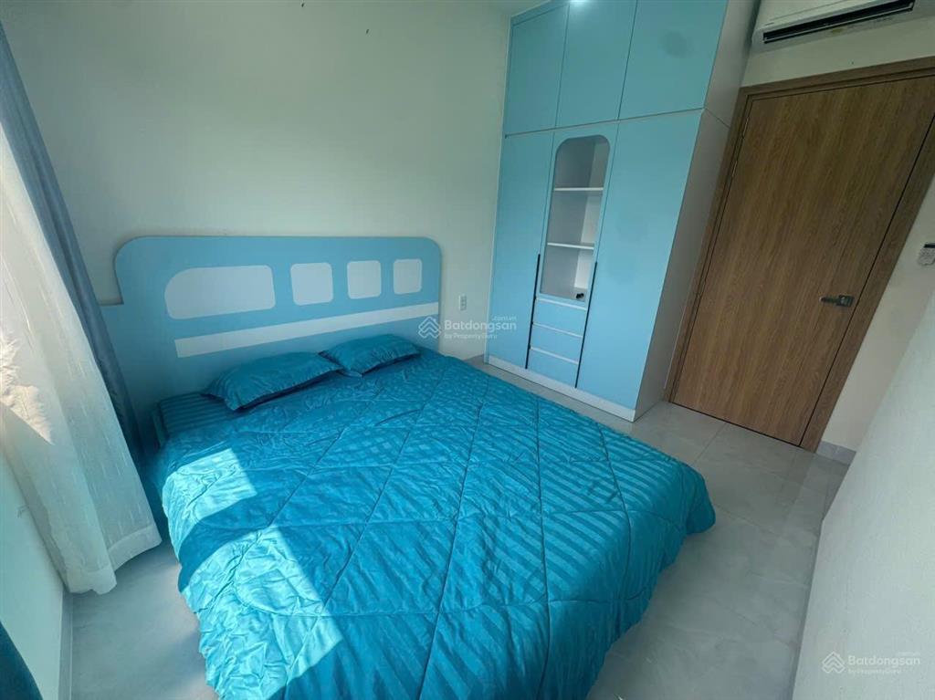 Nhà mới thiết kế đẹp. nhà có gara ô tô