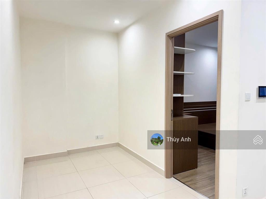 Cho thuê căn 1 phòng ngủ đồ cơ bản giá 7,5 triệu tại smart city   0338 896 *** (zalo, call)