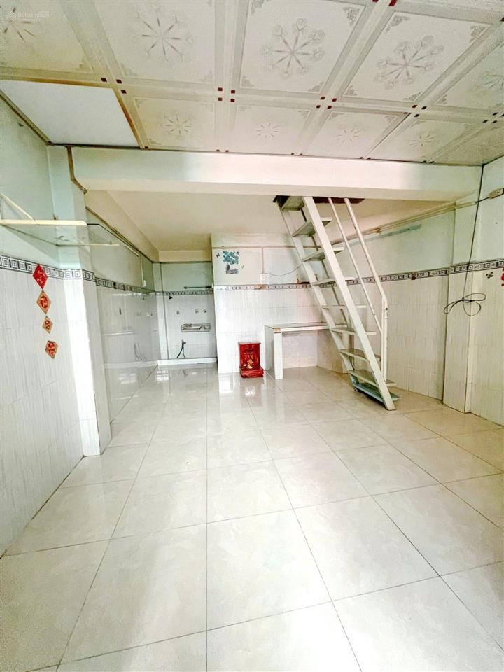 Nhà shr hẻm lê văn lương q7 giá 3,5 tỷ (tl) dt 3,35x9m cn 30,15m2 hướng tây
