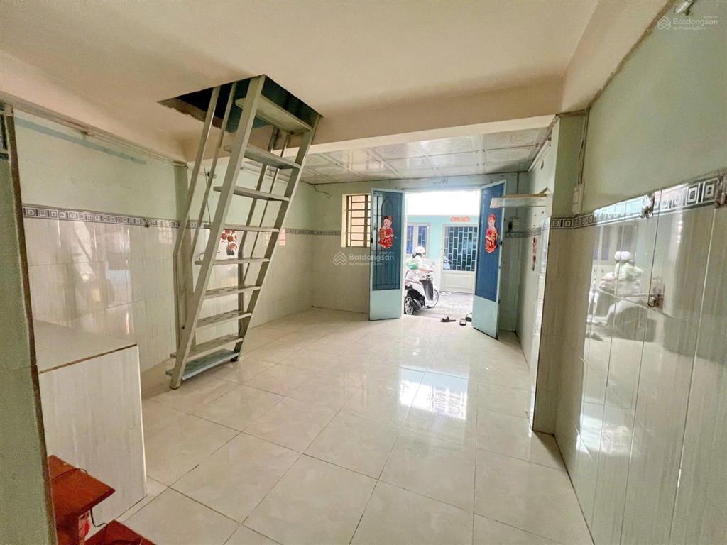 Nhà shr hẻm lê văn lương q7 giá 3,5 tỷ (tl) dt 3,35x9m cn 30,15m2 hướng tây