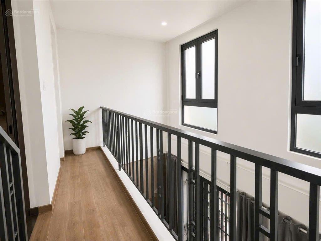 Giảm ngay 300 triệu chỉ còn 6,99 tỷ nhà đẹp 2 mặt tiền trước sau 271 lê văn lương