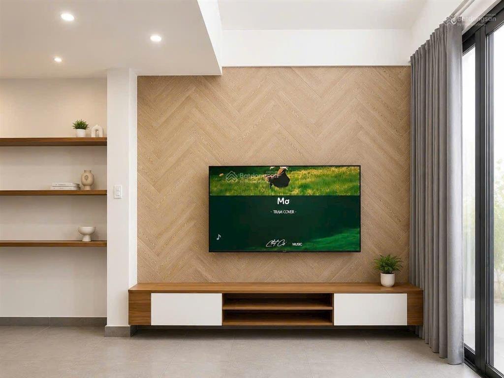 Giảm ngay 300 triệu chỉ còn 6,99 tỷ nhà đẹp 2 mặt tiền trước sau 271 lê văn lương