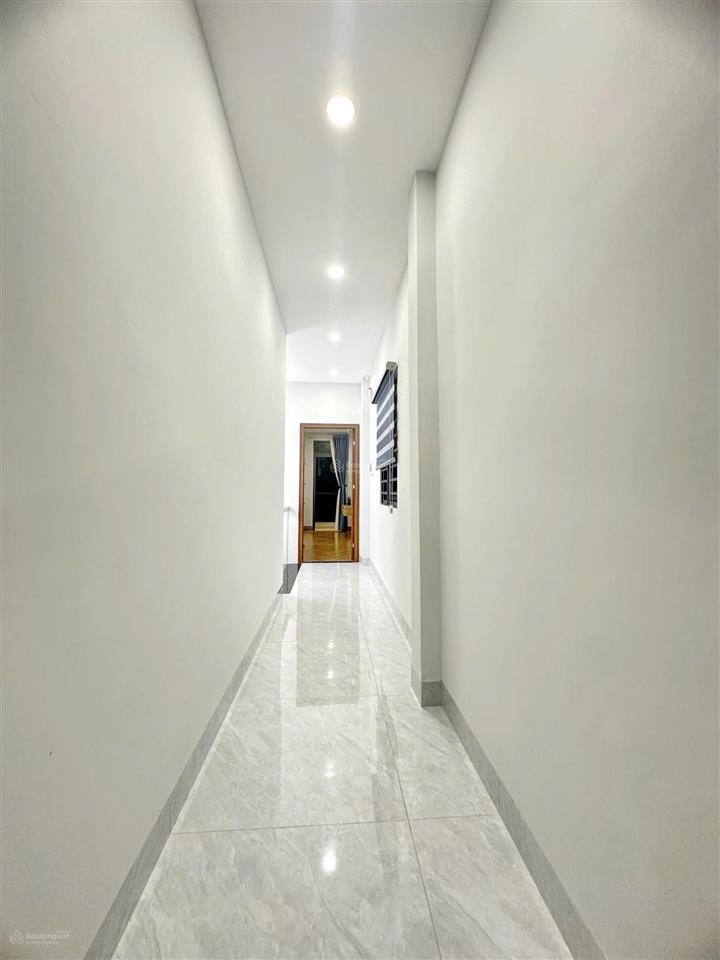 Nhà mặt tiền đs chợ tân quy quận 7