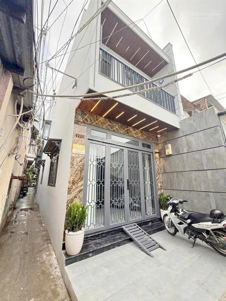 Nhà mặt tiền đs chợ tân quy quận 7