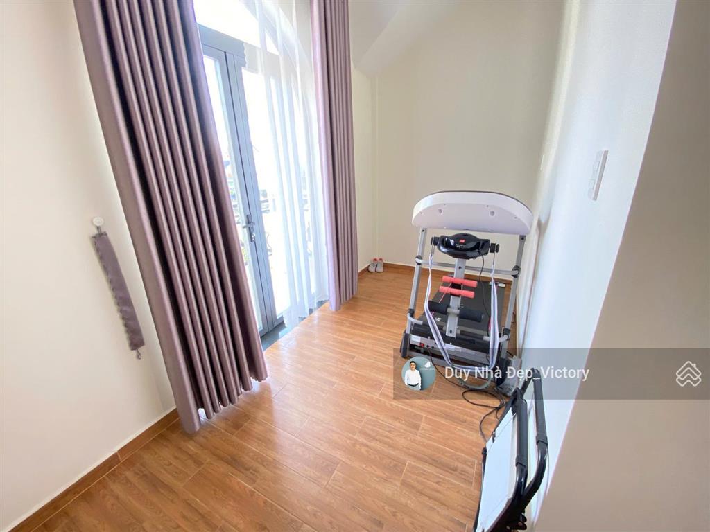 Nhà lữ gia đà lạt  không gian 3 tầng hiện đại, dtsd 200m², 4pn thoáng rộng
