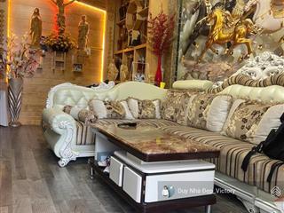 Nhà trung tâm đà lạt  3 phòng ngủ, hẻm xe hơi, tài chính chỉ hơn 5 tỷ.