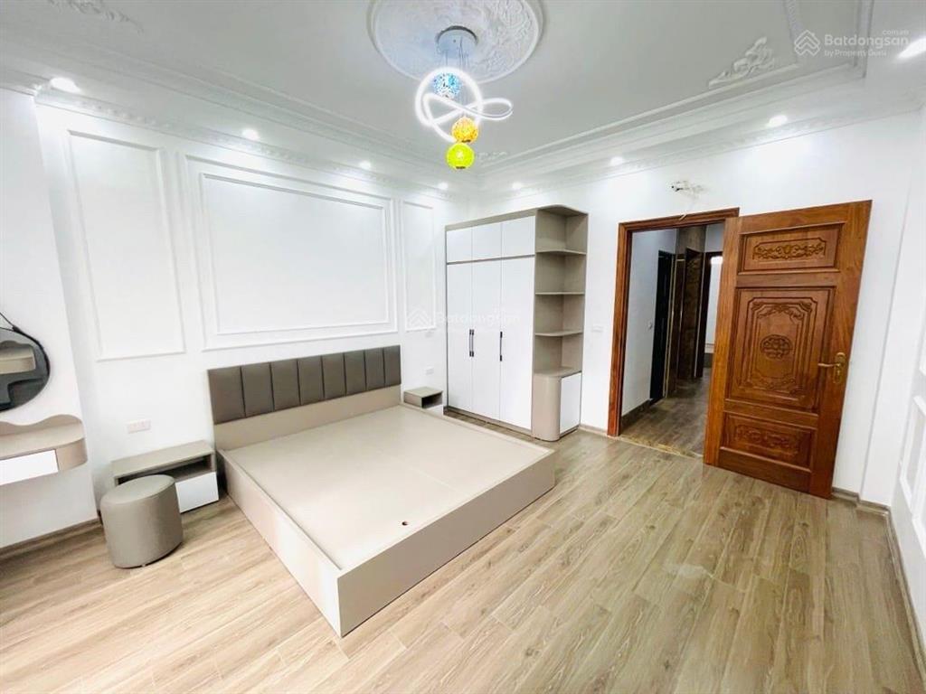 Bán nhà riêng 54m2, 19,5 tỷ, 6pn, 4wc, văn cao, liễu giai, ba đình, hà nội, hot!