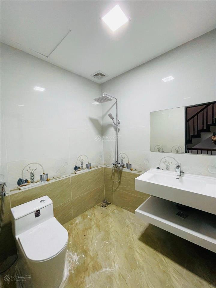 Bán nhà riêng 54m2, 19,5 tỷ, 6pn, 4wc, văn cao, liễu giai, ba đình, hà nội, hot!
