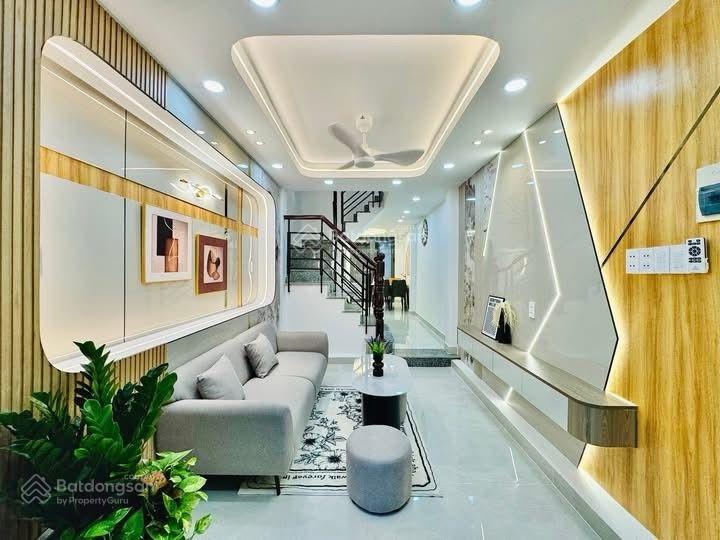 Bán nhà 4 tầng 5pn 4wc full nt tại nguyễn trọng tuyển, 6,75 tỷ, 30m2, đẹp, nhiều tiện ích