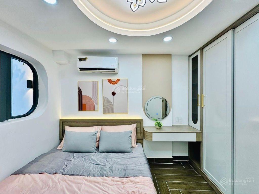Bán nhà 4 tầng 5pn 4wc full nt tại nguyễn trọng tuyển, 6,75 tỷ, 30m2, đẹp, nhiều tiện ích