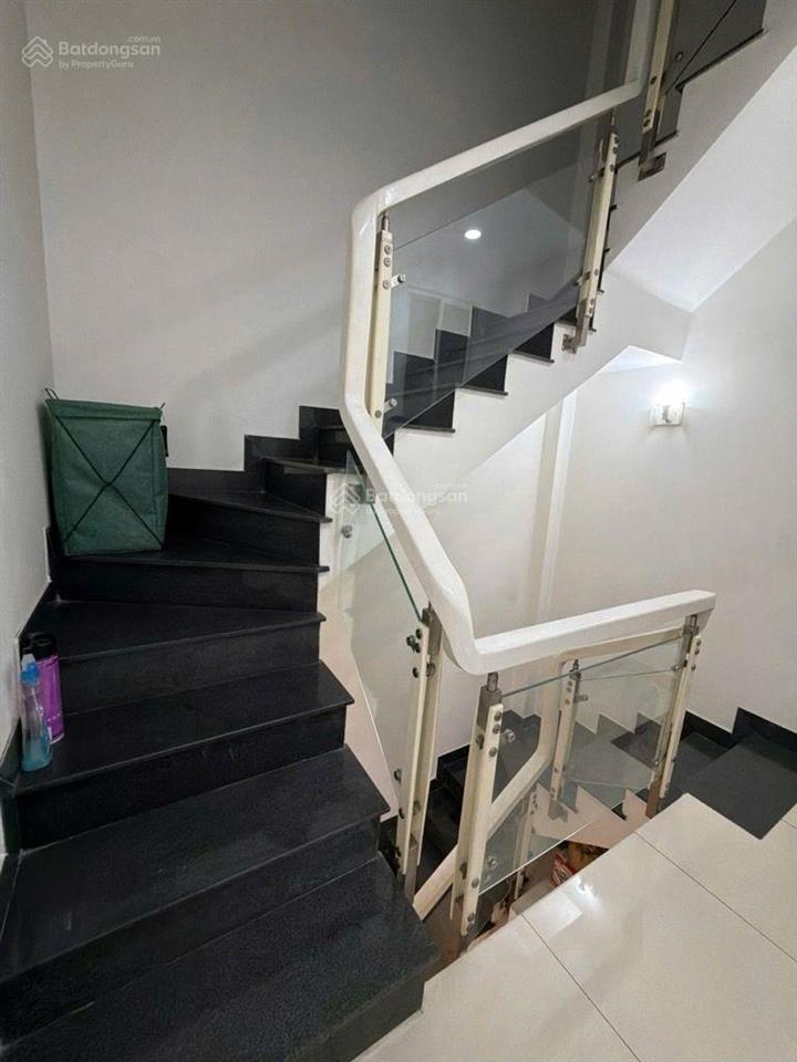 Bán nhà btct 4 tầng 3pn4wc, view đẹp tại phan tây hồ, phú nhuận, ngang khủng 4,4m7,35 tỷ còn bớt