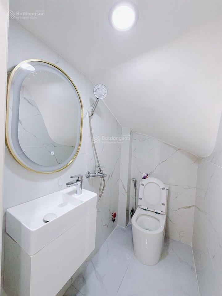Hot! bán nhà riêng 5 tầng full nt tại phùng văn cung, phường 7, 7,65 tỷ, 31 m2 đã giảm sốc 300tr