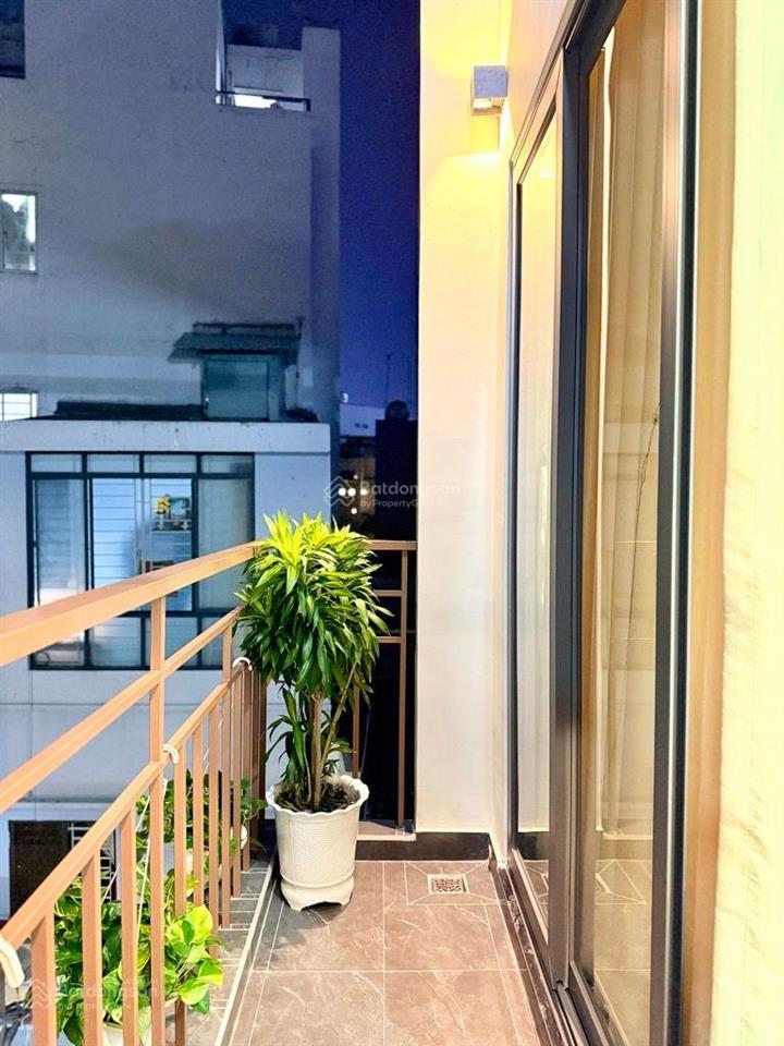 Bán nhà mới full nt 4pn4wc tại đường phùng văn cung, p.7, q.phú nhuận, 6,45 tỷ, 30m2