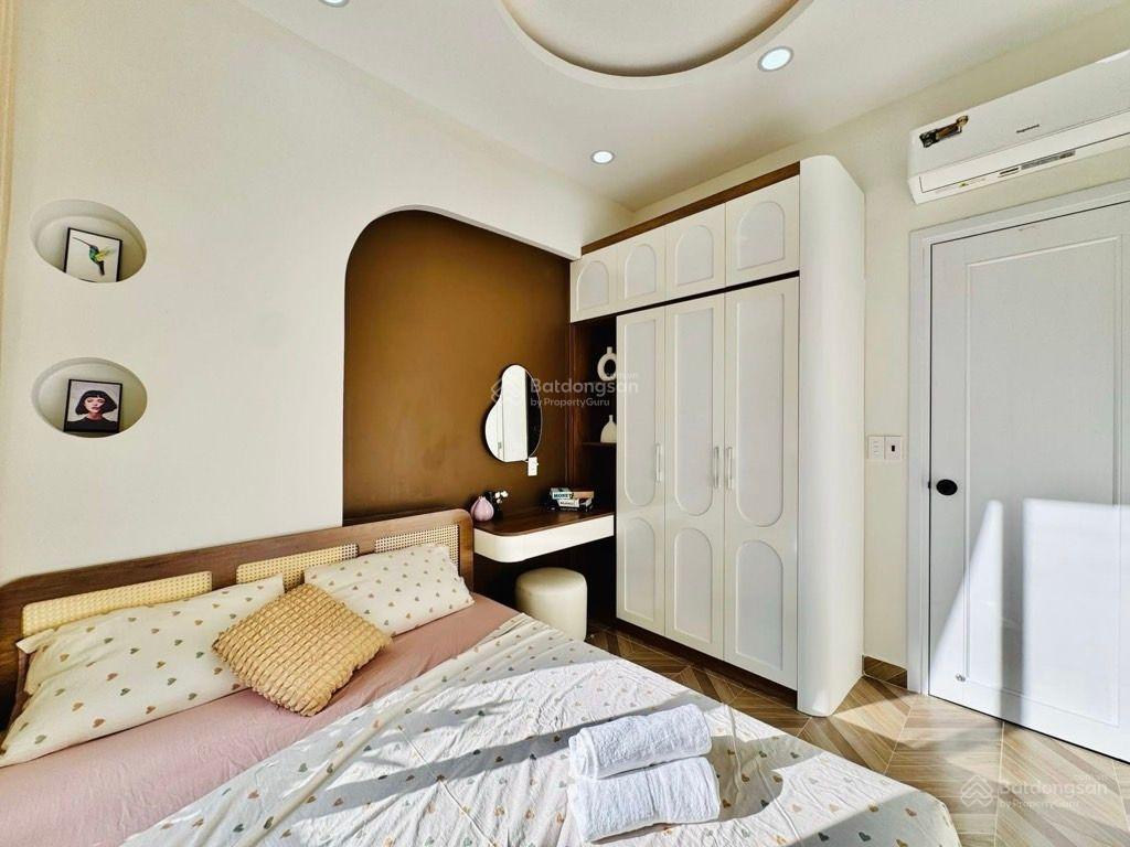 Bán nhà mới full nt 4pn4wc tại đường phùng văn cung, p.7, q.phú nhuận, 6,45 tỷ, 30m2