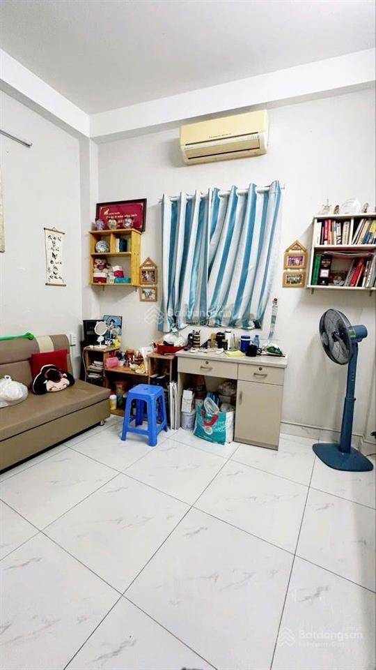 Bán nhà riêng 4 tầng 4pn4wc ở phan xích long, giá cực chất 7,6 tỷ, 34m2