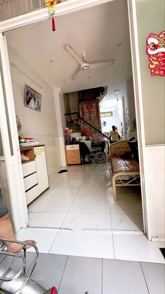 Bán nhà riêng 4 tầng 4pn4wc ở phan xích long, giá cực chất 7,6 tỷ, 34m2