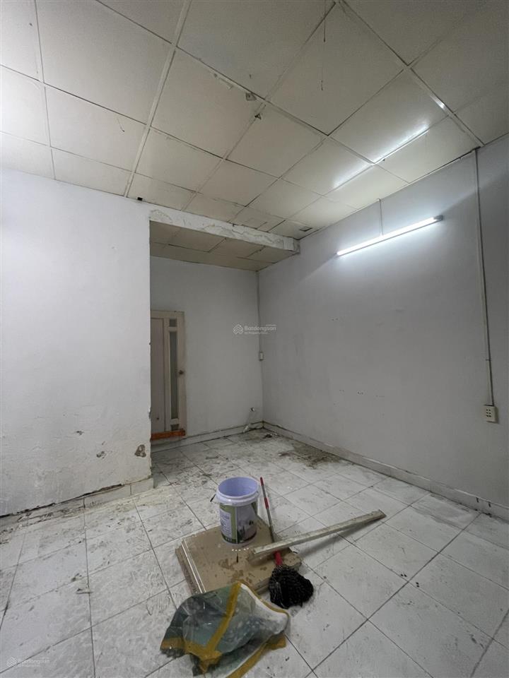 Cho thuê mặt bằng mặt tiền quốc lộ 13 chỉ 10 triệu, 40m2 tại p. 26, q. bình thạnh, kd tự do oke
