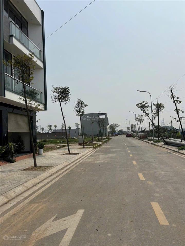 Bán lô 90m2 đấu giá x6 hà lỗliên hàđông anh, bắt sóng cầu tứ liên, gần vin liên hà, giá rẻ