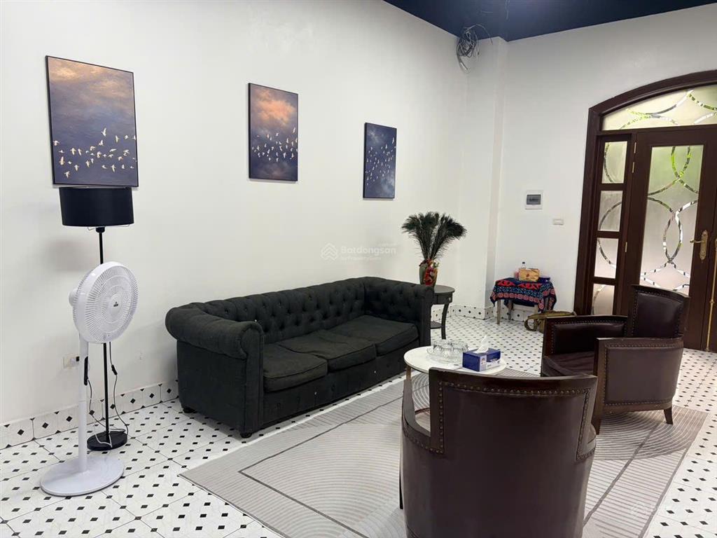 Cho thuê liền kề vinhomes ocean park, nhà đẹp mê ly, giá cực rẻ 8 tr/ tháng