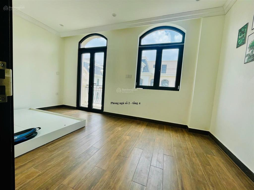 Cho thuê liền kề hoàn thiện 5 tầng vinhomes ocean park 2, nhà đẹp mê ly, giá cực rẻ 10tr/tháng.