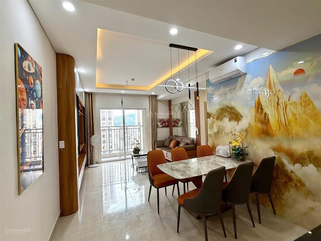 Chính chủ bán gấp cc dragon castle hạ long, căn góc đông nam 3pn 90m2, full nội thất mới tinh