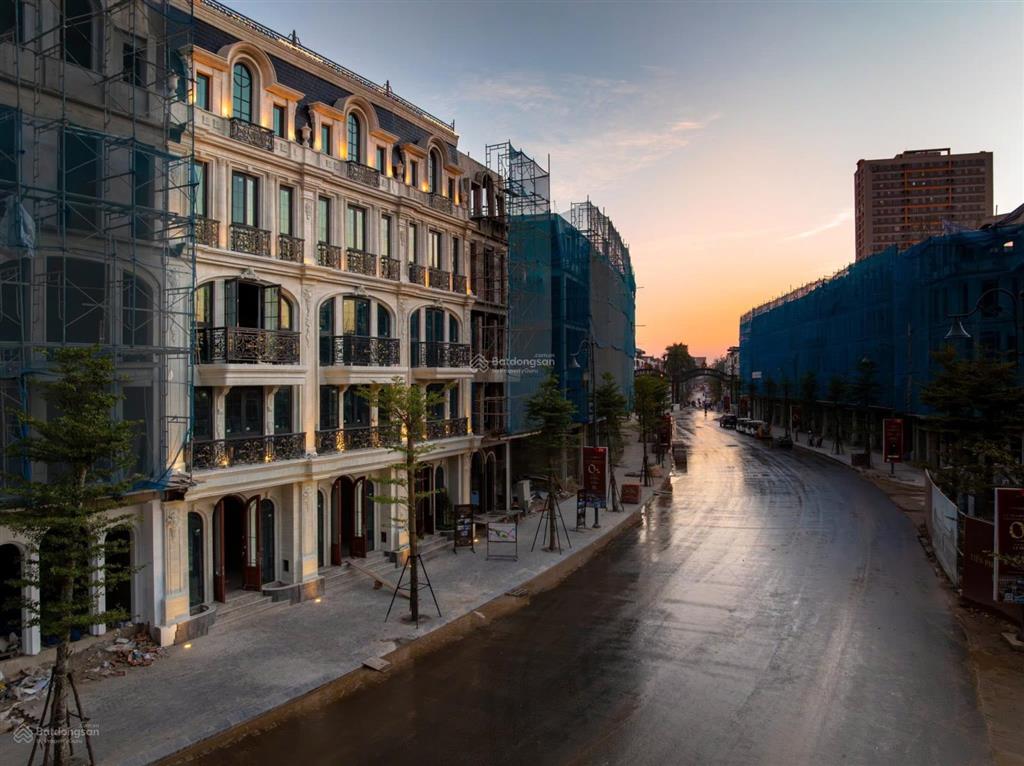 Căn góc shophouse noble palace tây thăng long bằng giá căn liền kề trong dãy tổng chi phí 14,3 tỷ